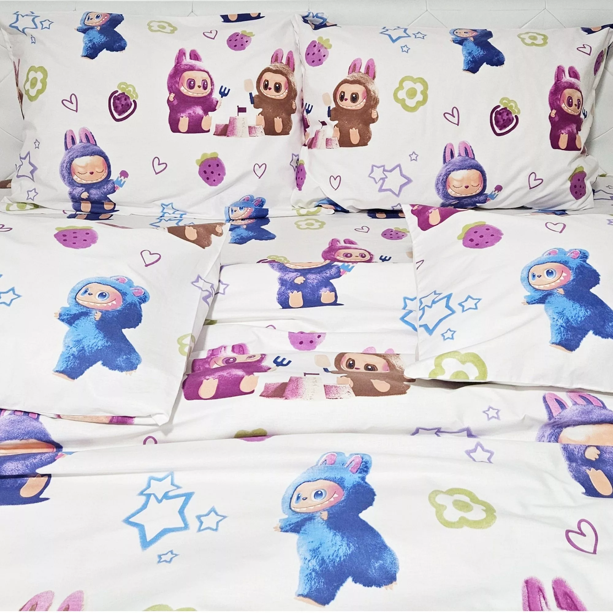 Lenjerie de pat LaBubu, cearsaf 240 x 260 cm, 100% bumbac ranforce Lenjerie de pat LaBubu, cearsaf 240 x 260 cm, 100% bumbac ranforce