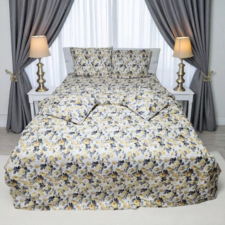 Lenjerie de pat cu flori galbene, 240 x 260 cm, 6 piese, 100% bumbac ranforce
