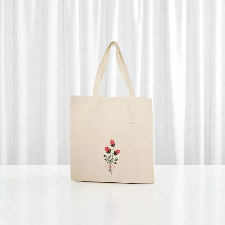 Sacosa textila cu trandafiri, 45 x 45 cm, broderie, 100% bumbac doc
