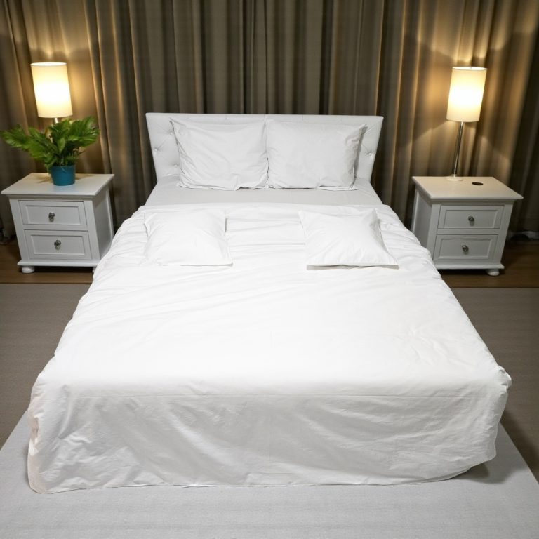 Lenjerie de pat alba,6 piese, cearsaf 240 x 260 cm, bumbac ranforce